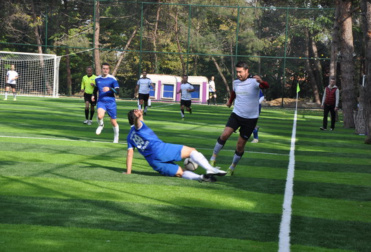Yapı Kredi Futbol turnuvasında ikinci tur ilk maçları tamamlandı.