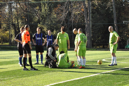 Futbol Turnuvası’nda ikinci tur karşılaşmaları kıyasaya mücadelelerle devam ediyor.