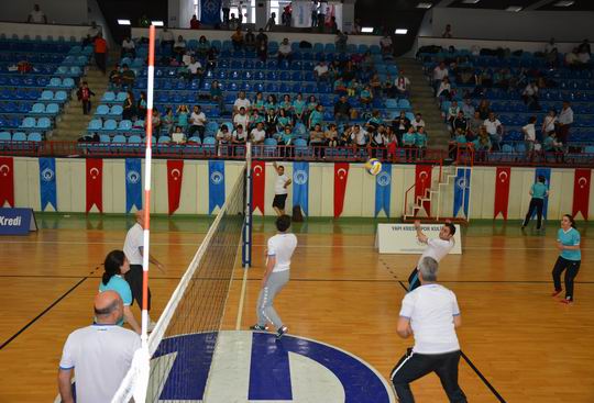 Yapı Kredi Bölge Spor Şenliği’nin 18’incisini Trabzon’da tamamladık...