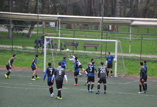 Yapı Kredi 2014 yılı İstanbul Bölge Futbol Turnuvası’nda  “final” haftası...