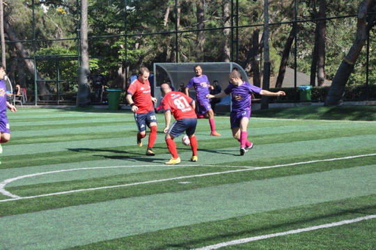 Futbol turnuvasında İlk tur karşılaşmaları tamamlandı.