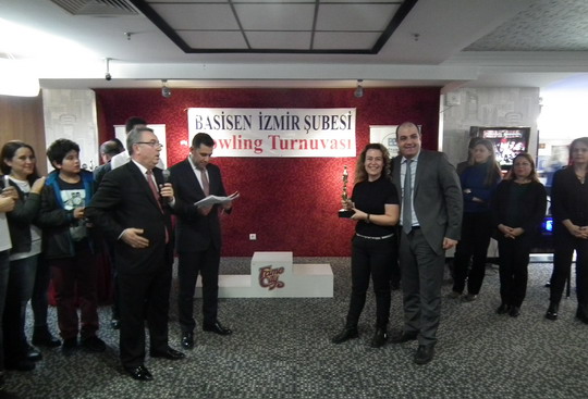 Basisen Sendikası İzmir Şubesi 2016 Yılı Bowling Turnuvası tamamlandı...