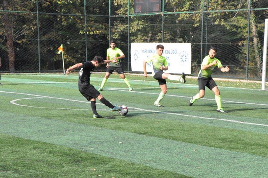 Futbol turnuvasında heyecan devam ediyor.
