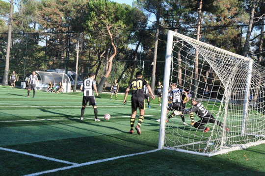 Futbol Turnuvasında A, B ve C gruplarında oynanan karşılaşmalarla altıncı hafta maçları geride kaldı.