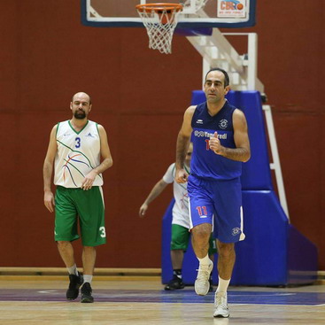 İstanbul Erkek Basketbol Takımımız CBL’in birinci etabını farklı galibiyetle kapattı.