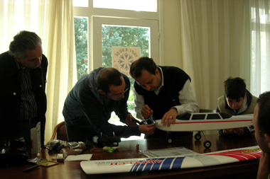 Birinci RC Model Uçak Başlangıç Eğitimi