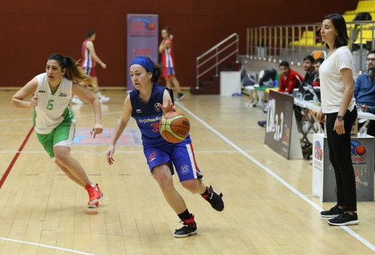 Kadın Basketbolcularımız WCBL'de play-off maçlarına çıkıyor!