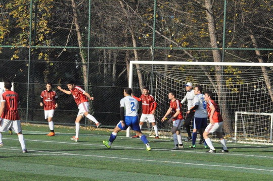 Yapı Kredi İstanbul Bölge Futbol Turnuvası’nda Yarı Final heyecanı başladı.