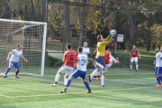 Yapı Kredi İstanbul Bölge Futbol Turnuvası’nda Yarı Final heyecanı başladı.
