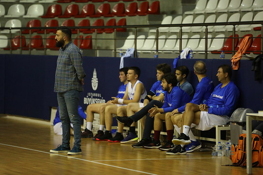 İstanbul Erkek Basketbol takımımız CBL sezonuna hızlı bir yaptı.