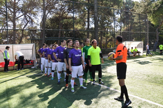 Futbol Turnuvası ikinci hafta maçlarında sürpriz sonuçlar...
