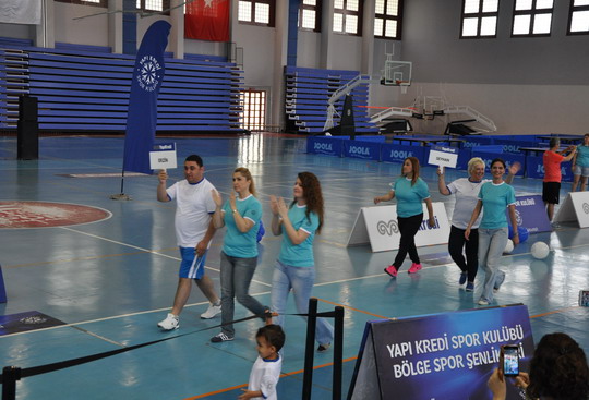 Yapı Kredi Bölge Spor Şenliği’nin 14'üncüsü Adana'daydı...