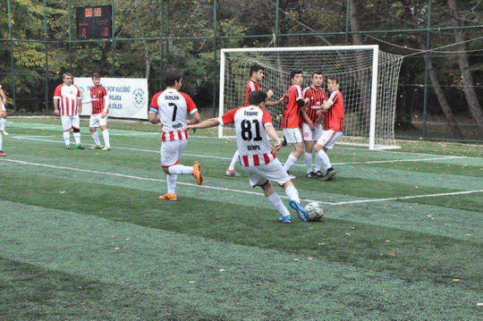 Futbol turnuvasında heyecan devam ediyor.