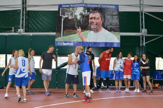 Soner Barutçuoğlu'nu Streetball Turnuvası ile andık.