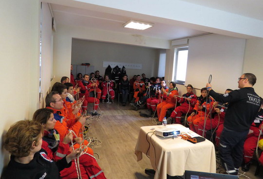 YAKUT Arama Kurtarma Teknikleri Eğitimi.