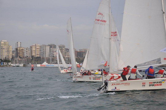 Koç Topluluğu Spor Şenliği Yelken Yarışları, Kalamış Setur Marina’da gerçekleştirildi!