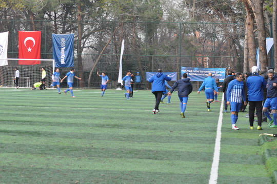 Futbol Turnuvası Şampiyonu Bilişim Teknolojileri ve Operasyon Yönetimi Takımı!