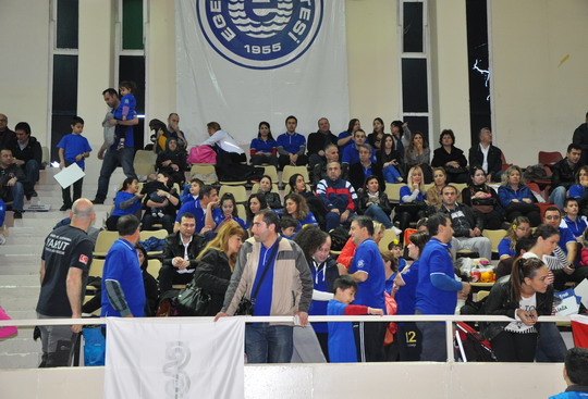 Yapı Kredi Bölge Spor Şenliği’nin 13'üncüsü İzmir'deydi...