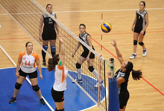 Bayan Voleybol Takımımızdan bir galibiyet daha...