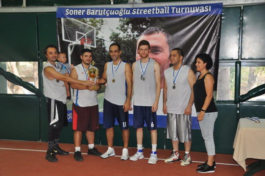 Soner Barutçuoğlu Streetball Turnuvası’nı başarıyla tamamladık...