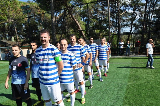 Futbol Turnuvası’nın üçüncü haftasında ailelerin ilgisi görülmeye değerdi!