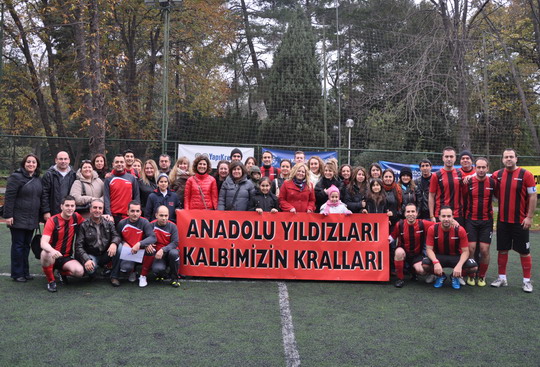 Yapı Kredi Futbol Turnuvası’nda 9. hafta maçlarıyla Çeyrek final eşleşmeleri belli oldu...