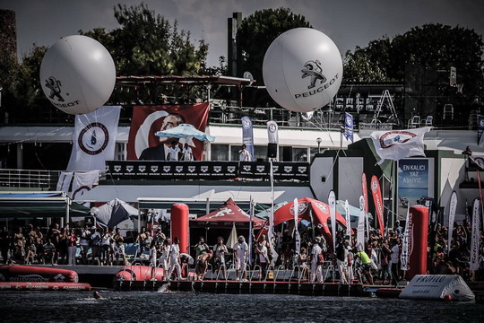 Yüzücülerimiz Aquamasters Yarışlarında kulaç attılar.