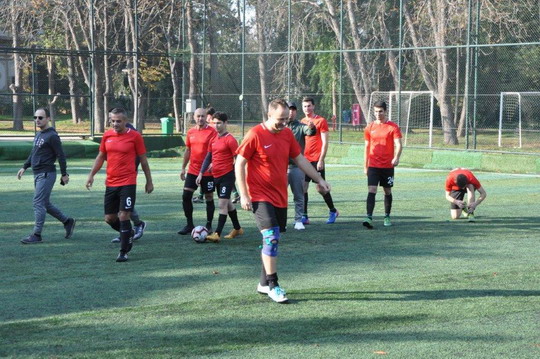 BizClub İstanbul Futbol Turnuvasında Final Heyecanı