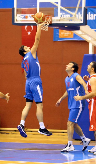 Basketbol Takımımızdan yeni sezona farklı bir merhaba!