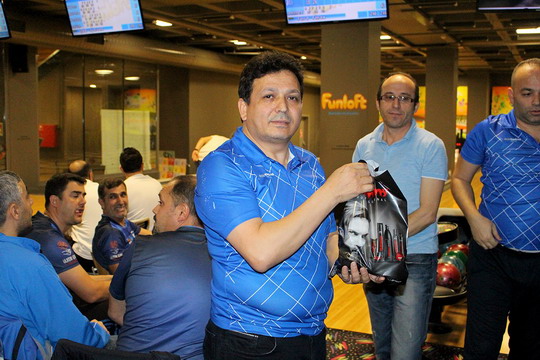 Yapı Kredi Yatırım Bowling Takımımız İkinci kez Şirketler Ligi şampiyonu oldu.