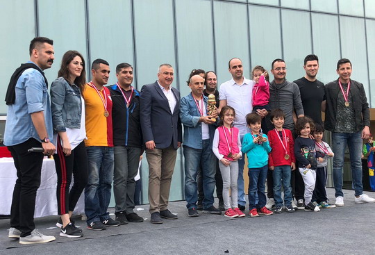Koç Topluluğu 29. Spor Şenliği Adana Bölge Basketbol Turnuvası şampiyonu Yapı Kredi...