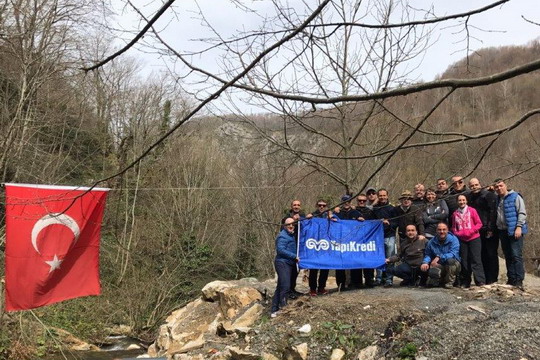 Yapı Kredi Spor Kulübü olarak yürüyüş sezonumuzu, Perakende Bankacılık Satış Yönetimi Başkanımız Zafer Eren ve kendisine bağlı Bölge Müdürlerimizle açtık.