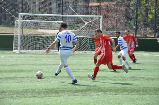 Yapı Kredi 2017 Futbol Turnuvası’nda ilk hafta karşılaşmaları oynandı!