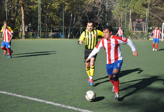 YKB Futbol Turnuvası’nda çeyrek finaller öncesinde son hafta...