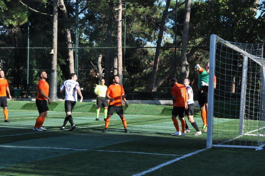 BizClub Futbol Turnuvası YKB CUP ve YKB LİG gruplarının ilk hafta maçları tamamlandı.