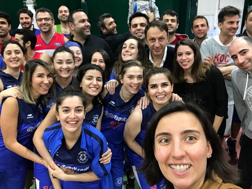Kadın Basketbol Takımımız Koç Topluluğu Spor Şenliği Basketbol Turnuvası açılış gününde iki maça çıktı...