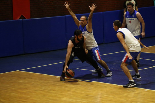 Yapı Kredi Ankara Basketbol takımımız Tek Pota Ligi’nde...