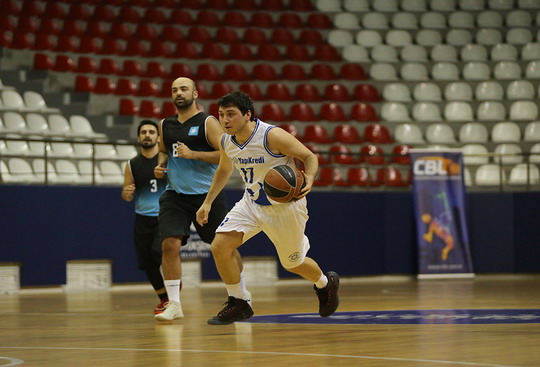İstanbul Erkek Basketbol takımımız CBL sezonuna hızlı bir yaptı.