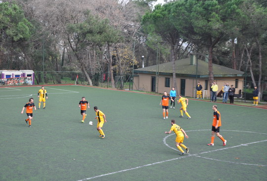 Yapı Kredi 2014 yılı İstanbul Bölge Futbol Turnuvası’nda  “final” haftası...