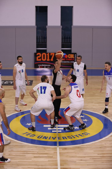 Ankara Erkek Basketbol Takımımız CBL Ankara Ligi’nde...
