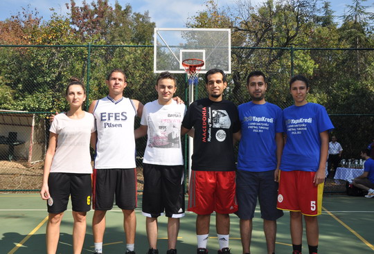 Soner Barutçuoğlu anısına düzenlenen Streetball Turnuvası sona erdi...