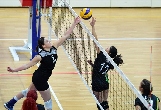Voleybol Takımımız ilk maçında galip...