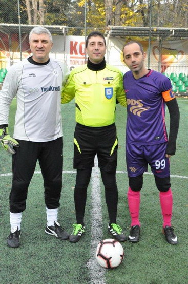 Yapı Kredi İstanbul Bölge Futbol Turnuvası’nda Yarı Final heyecanı başladı.