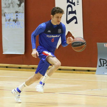 İstanbul Erkek Basketbol Takımımız CBL’in birinci etabını farklı galibiyetle kapattı.
