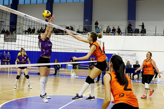 Kadın Voleybol Takımımız Final için sahada.