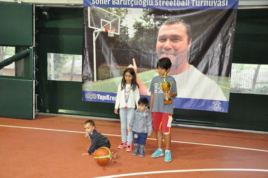 Soner Barutçuoğlu Streetball Turnuvası’nı tamamladık.