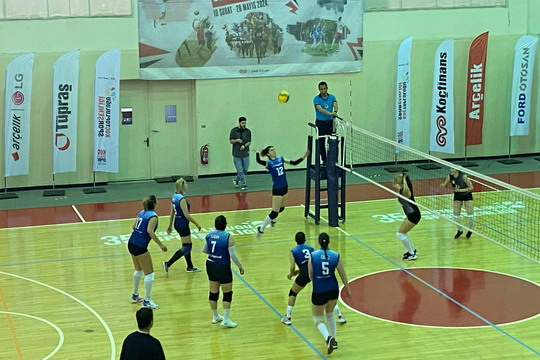 Şampiyon Yapı Kredi!