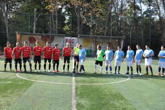 BizClub Futbol Turnuvasında ilk aşama grupları tamamlandı.