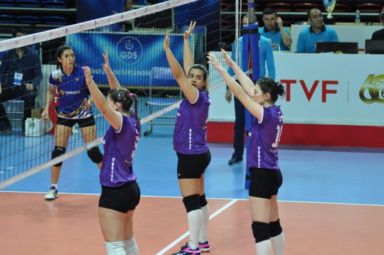 Kadın Voleybol Takımımız Bir Kez Daha Şampiyon...