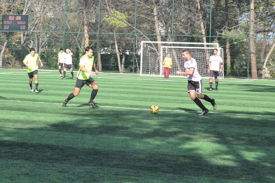 Futbol Turnuvası’nda finallere gidecek takımlar netleşmeye başladı...